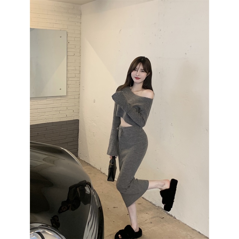 Chân Váy Lưng Cao Và Áo Tay Dài Thời Trang Quyến Rũ Cho Nữ