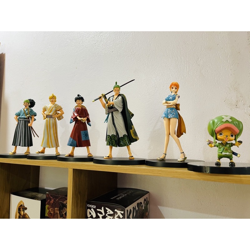 Tổng hợp mô hình OnePiece đẹp siêu rẻ- Luffy, zoro, law, râu trắng, roger......