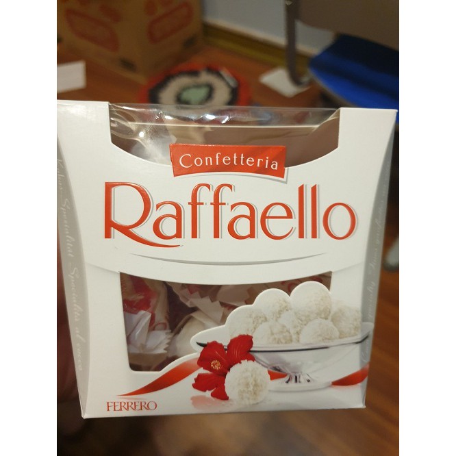 Kẹo socola phủ dừa Ferrero Confetteria Raffaello 15 viên 150g