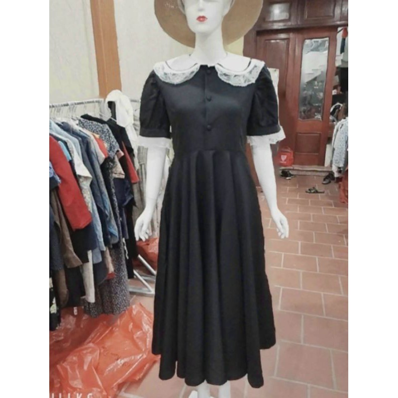 Đầm ren công chúa