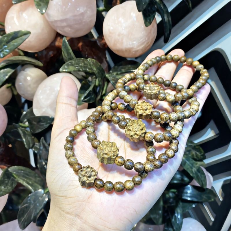 Vòng Trầm Hương Mix Hoa Sen Trầm Tốc Tự Nhiên N22