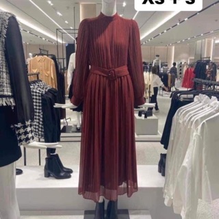 Váy zr xếp li kèm đai hàng xuất