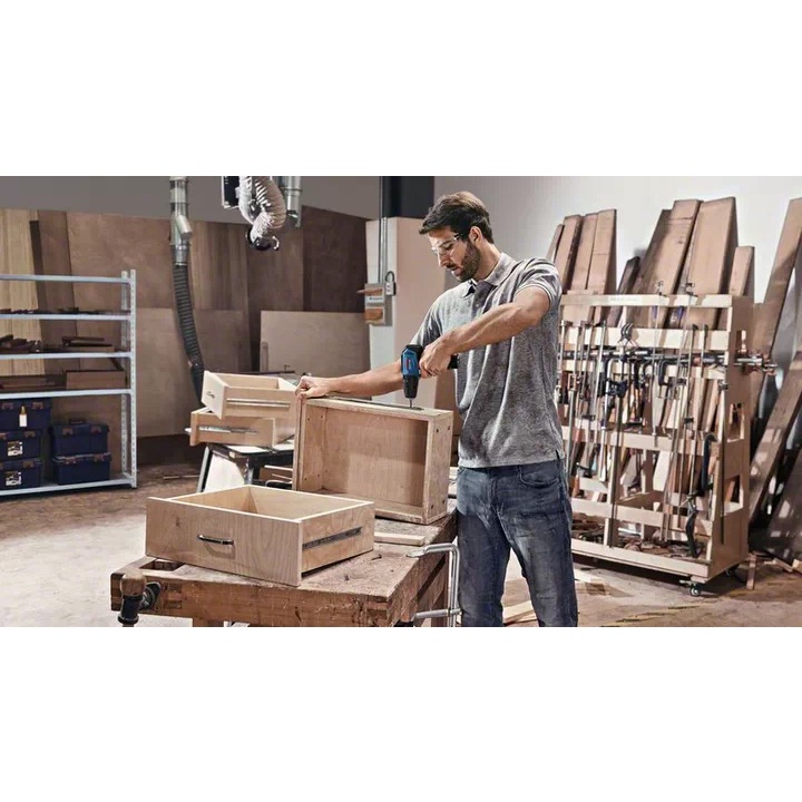 Máy khoan pin Bosch GSB 12V-30