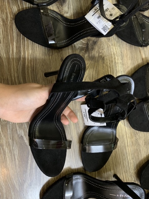SANDAL BSK VỀ TRẢ KHÁCH