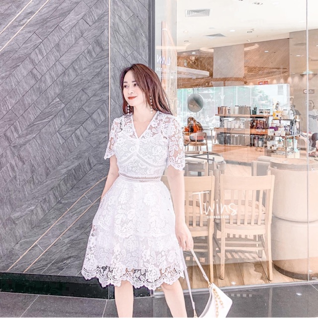 Váy ren hoa 2 tầng lưới eo 20021