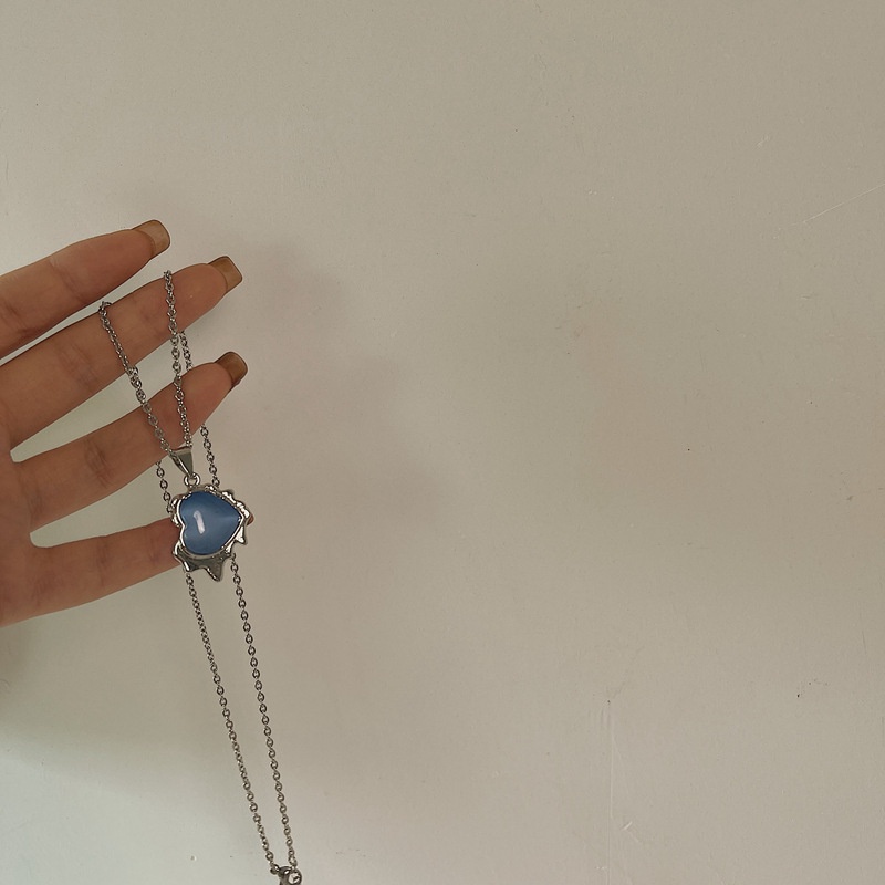 Vòng cổ Mặt Trái Tim Màu Xanh Dương Đơn Giản Thời Trang