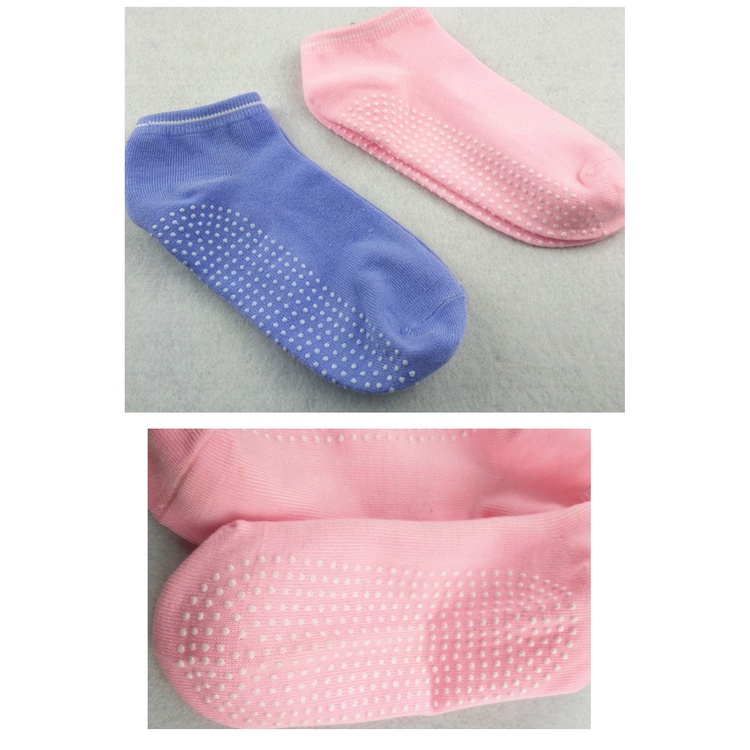 Set 4 đôi vớ cotton có chấm cao su chống trượt cao đến mắt cá chân thích hợp cho tập yoga/pilates/thể dục thể thao