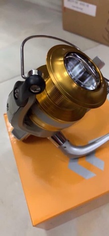 Máy câu cá DAIWA SWEEPFIRE size 2500 - 4000