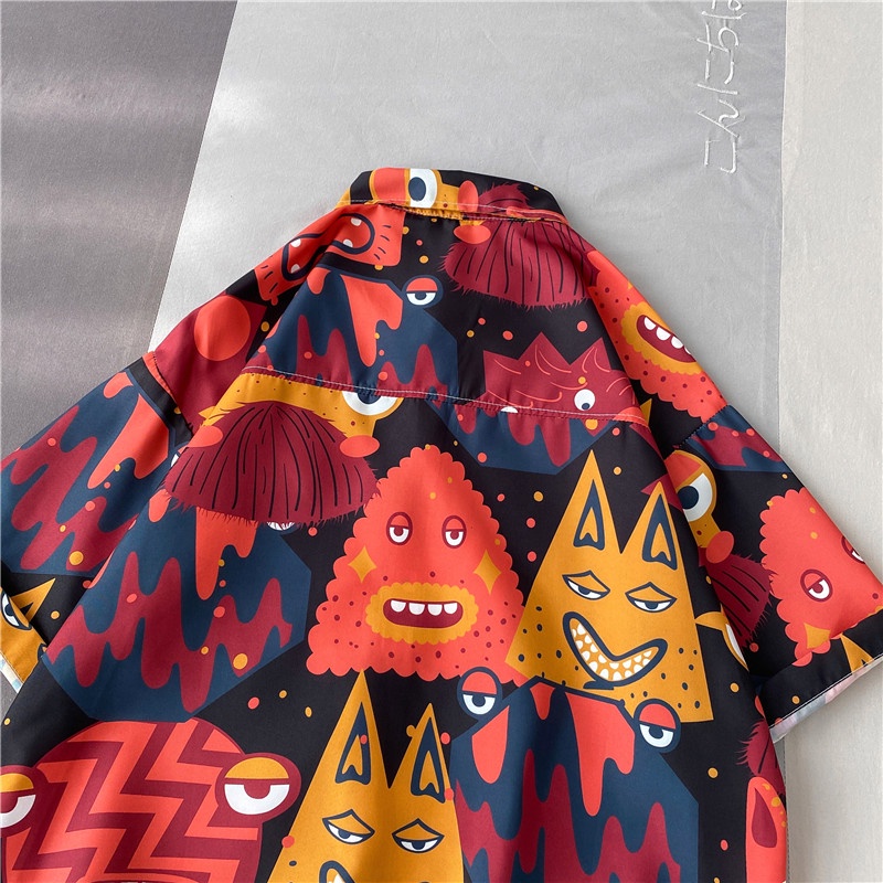 Áo Sơ Mi Tay Ngắn Dáng Rộng In Hoạt Hình Kiểu Nhật Bản Cá Tính Cho Nam Size M-3Xl