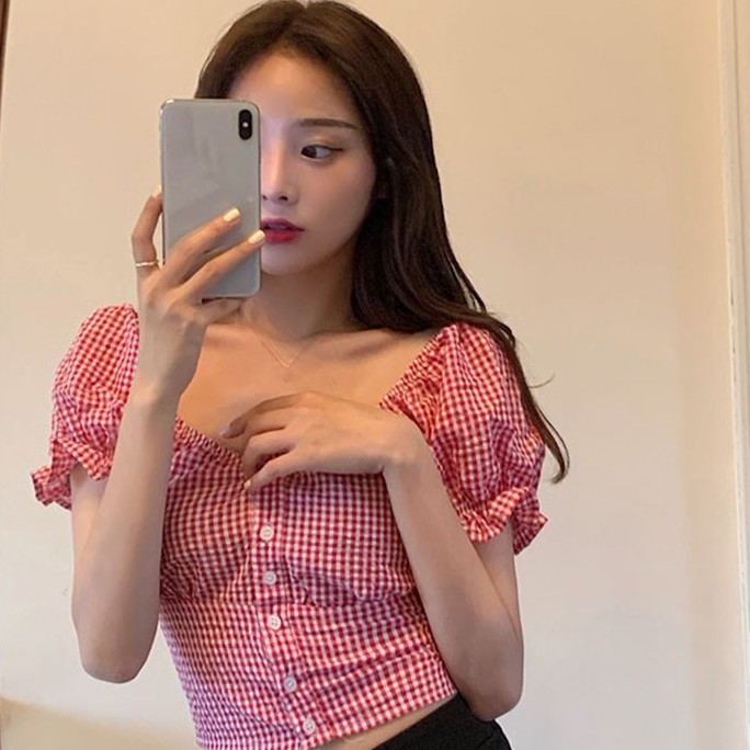 Áo Kiểu Tay Ngắn Cổ Vuông Phối Nút Hoạ Tiết Kẻ Sọc Đáng Yêu Cho Phái Nữ | BigBuy360 - bigbuy360.vn