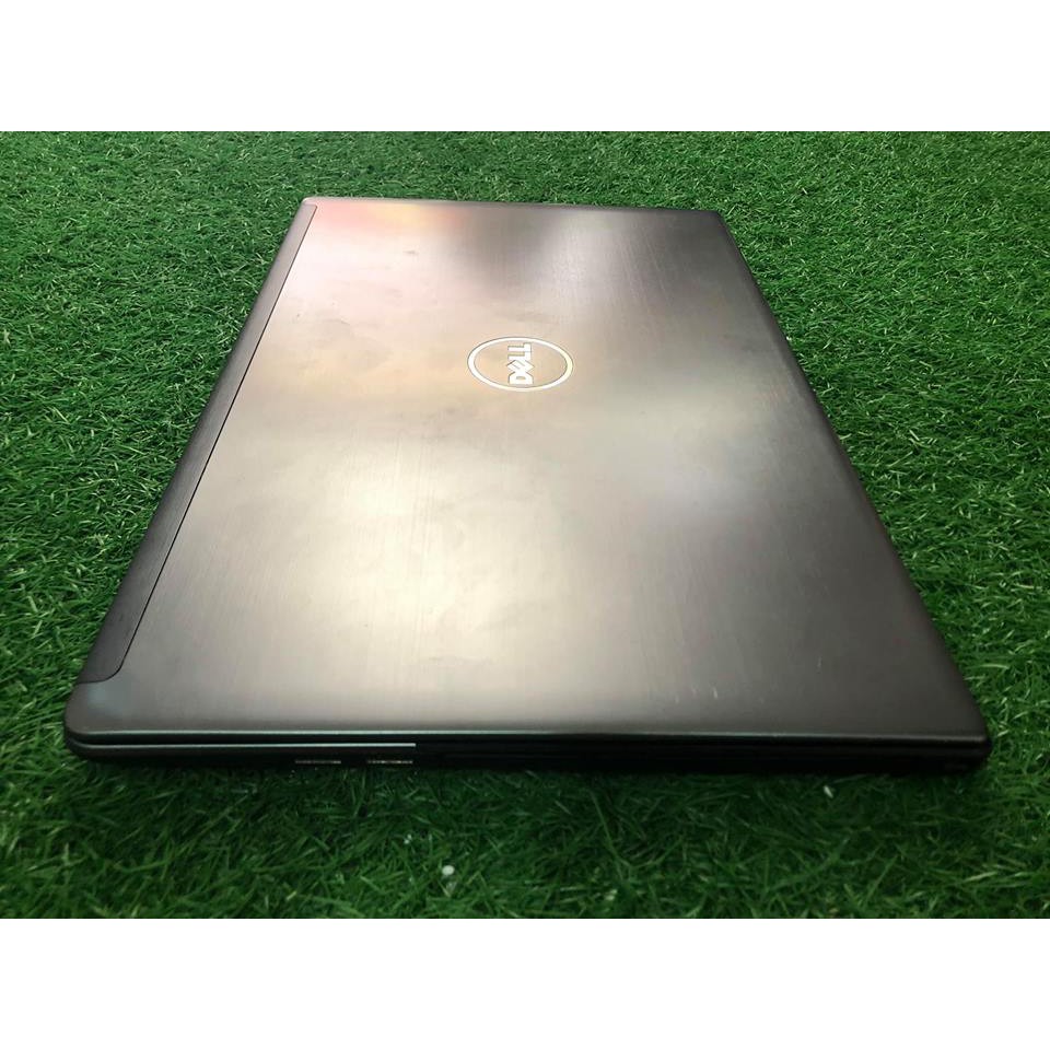 Laptop Dell Inspiron 5560 Core i5-3230M, ram 4Gb, HDD 500Gb, cạc rời GT630, màn 15.6 inch