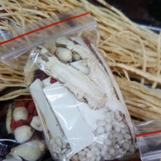Thuốc Bắc Hầm Gà