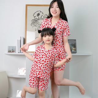 Đồ bộ Pijama mẹ và bé vải đũi hình trái tim màu đỏ
