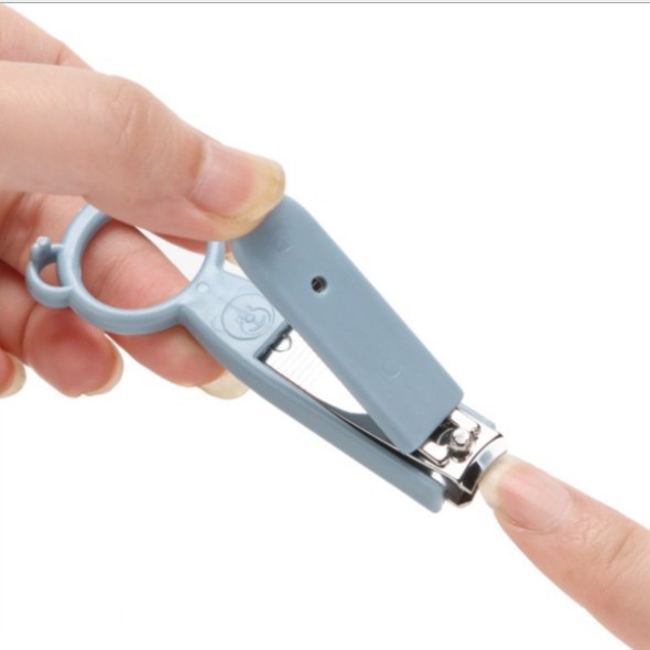Dụng Cụ Bấm Móng Tay 2 Trong 1 + Giá Đở Điện Thoại