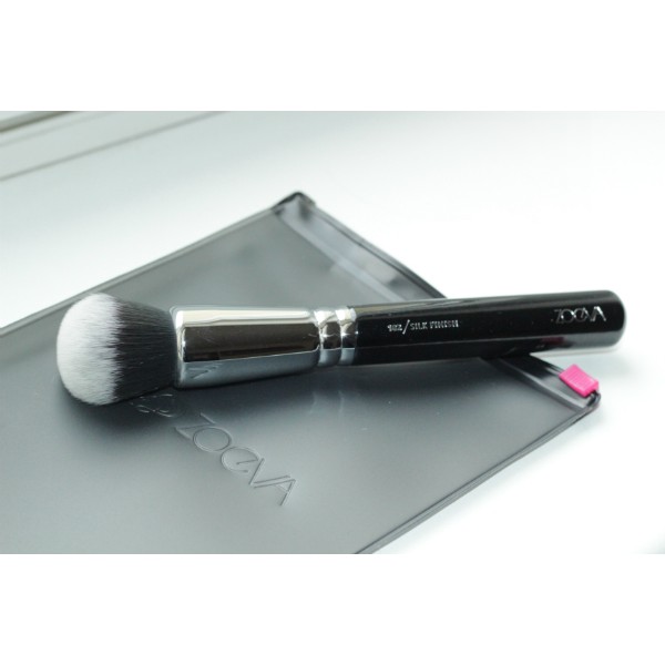Cọ nền ZOEVA 102 SILK FINISH