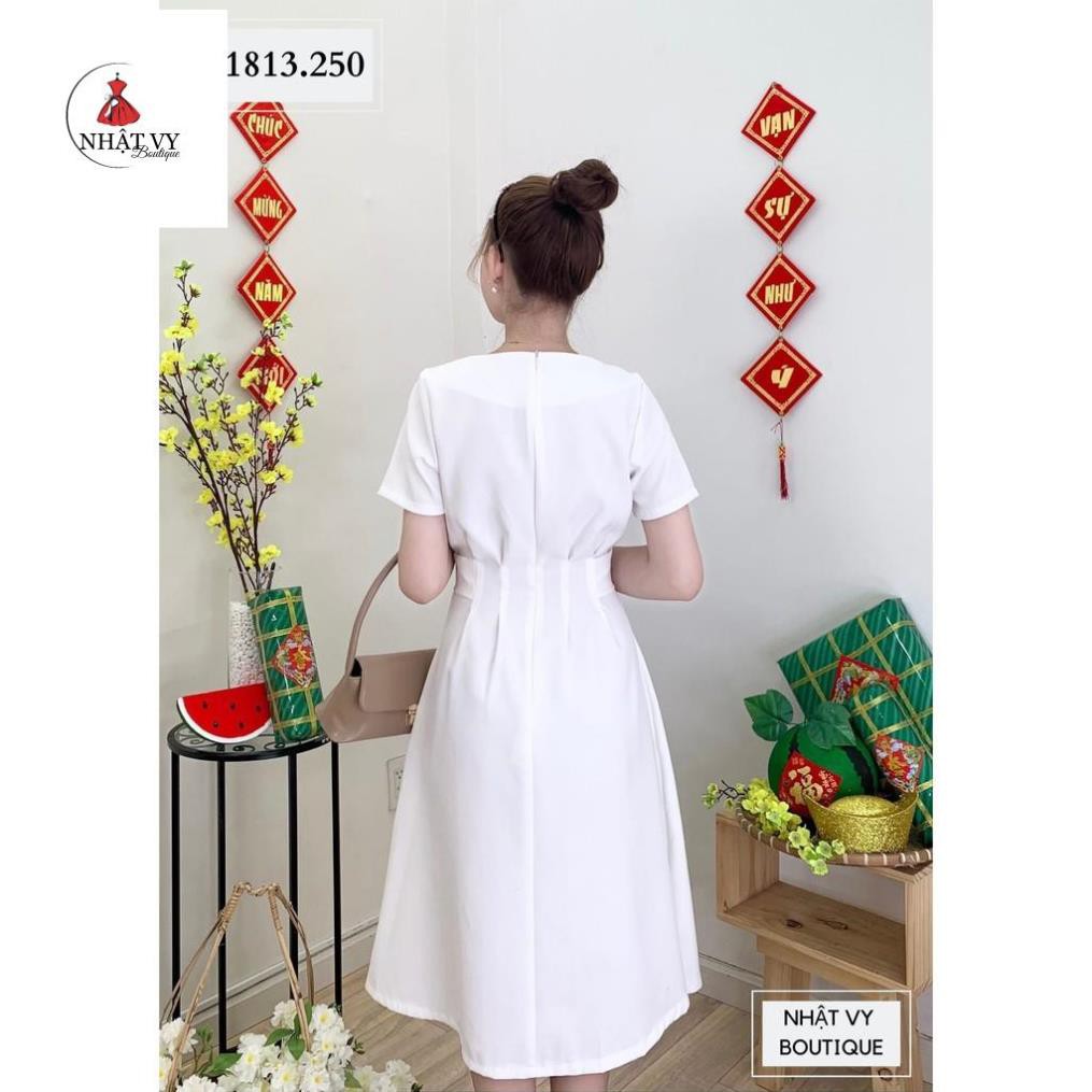 [Mã FAMALLT5 giảm 15% đơn 150k] Đầm trơn xếp ly eo - NHATVY D1813