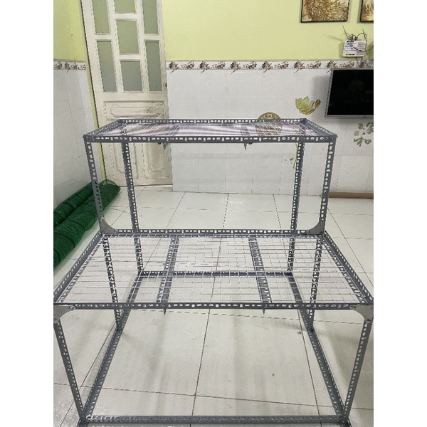 Kệ bậc thang v lỗ 2 bậc V3x3cm (dạng vỉ ô lưới sắt ) (cao 50cm_1m và 60_1.2m) để cây và hàng hoá