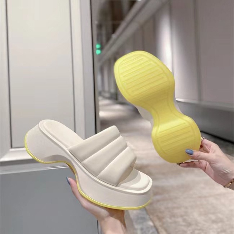 Dép Quai Ngang Đế Dày Thời Trang Dành Cho Nữ