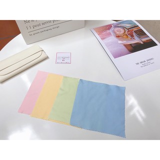 Khăn lau kính chuyên dụng loại đẹp ( màu ngẫu nhiên )
