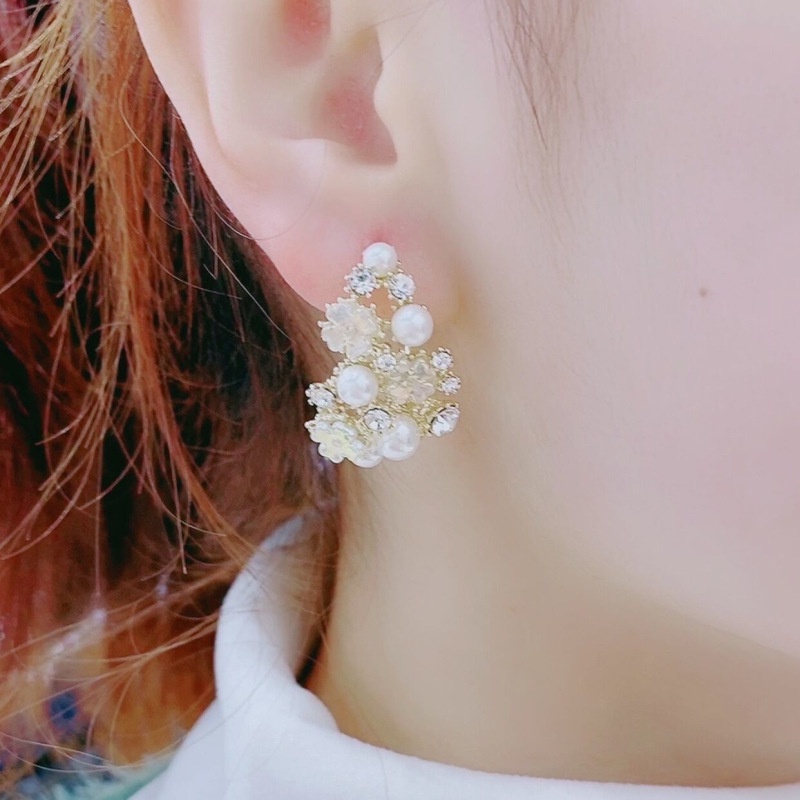 Khuyên Tai Hình Bông Hoa Đính Hạt Ngọc Trai Thời Trang Cho Nữ