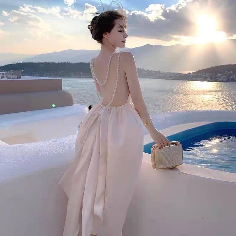 Váy hở lưng sang chảnh (có sẵn)