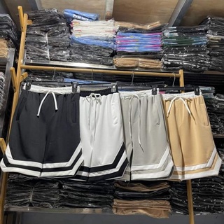 Quần V LINE shorts