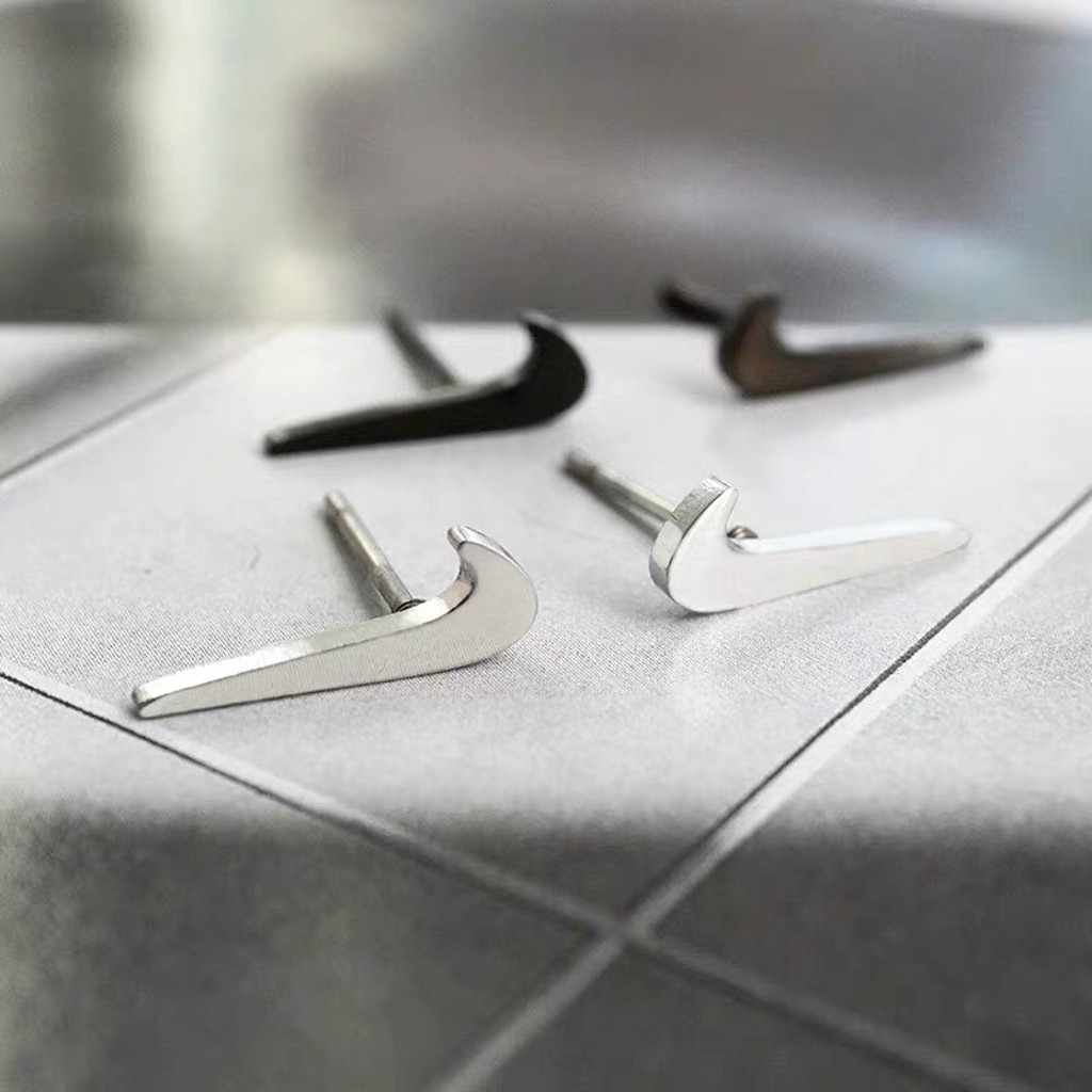 Bông tai, Khuyên tai nam nữ logo thể thao nike phong cách năng động cá tính, Unisex, 1 chiếc
