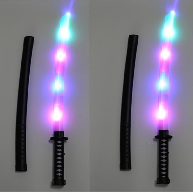 Đồ chơi kiếm nhựa Katana - Đồ chơi kiếm katana nhựa có đèn và âm thanh có tặng kèm pin