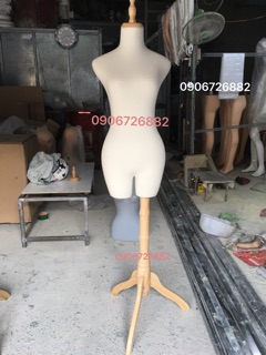 manocanh nữ chân gỗ(size S,size M)