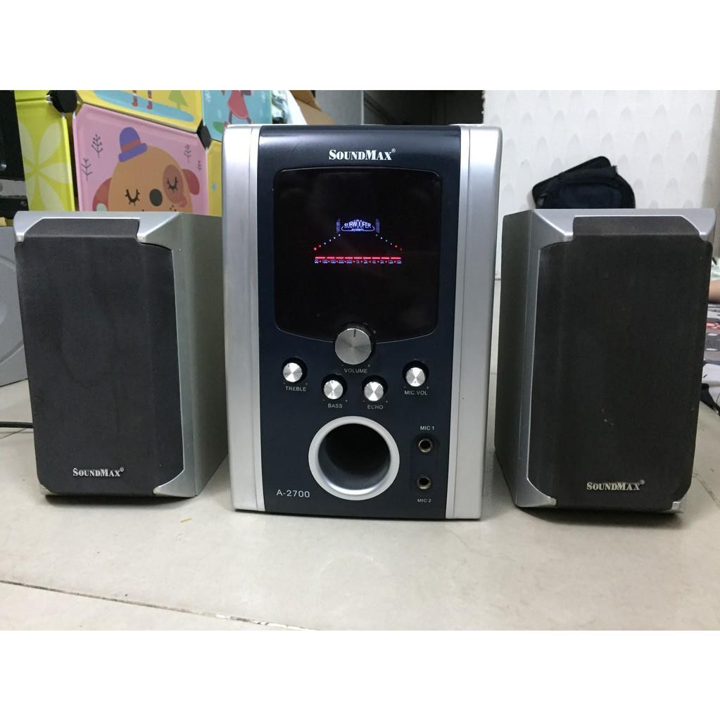 Loa 2/1 của Soundmax A-2700 có màn hình, gắn được 2 micro