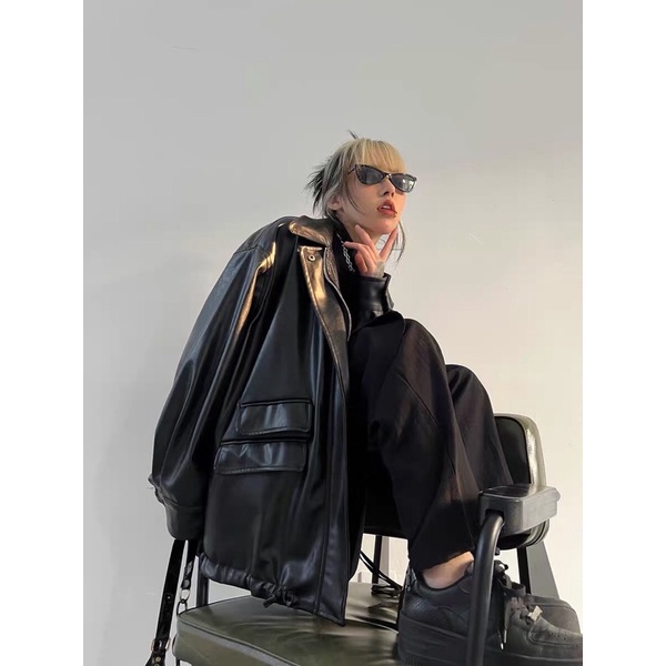 Áo khoác da phối túi