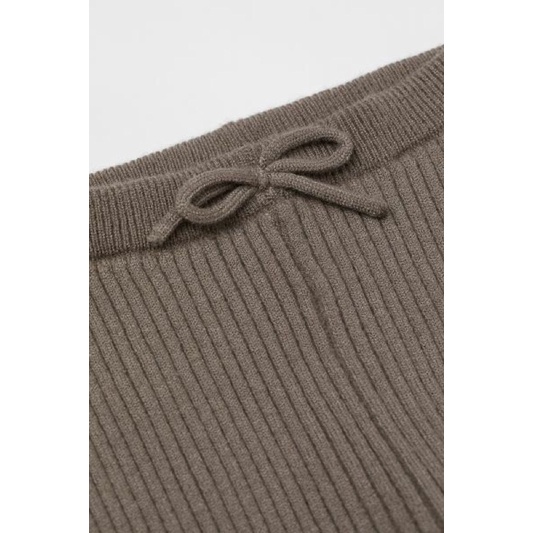 Set bộ len bé gái