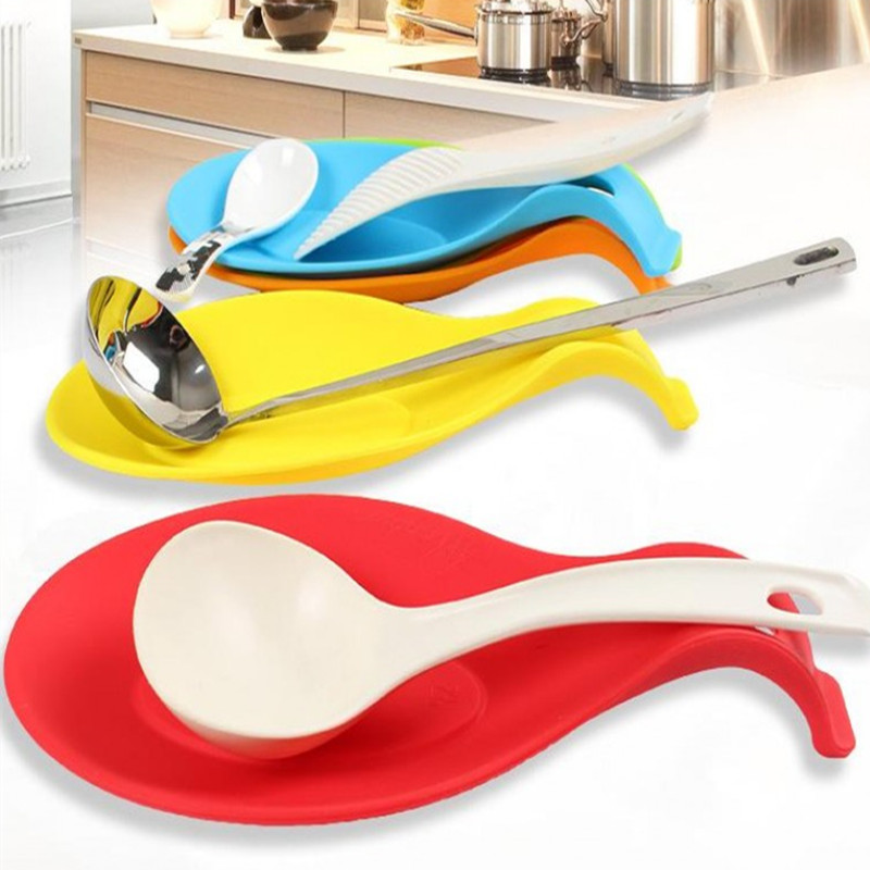 Khay gác muỗng bằng silicon cách nhiệt tiện dụng