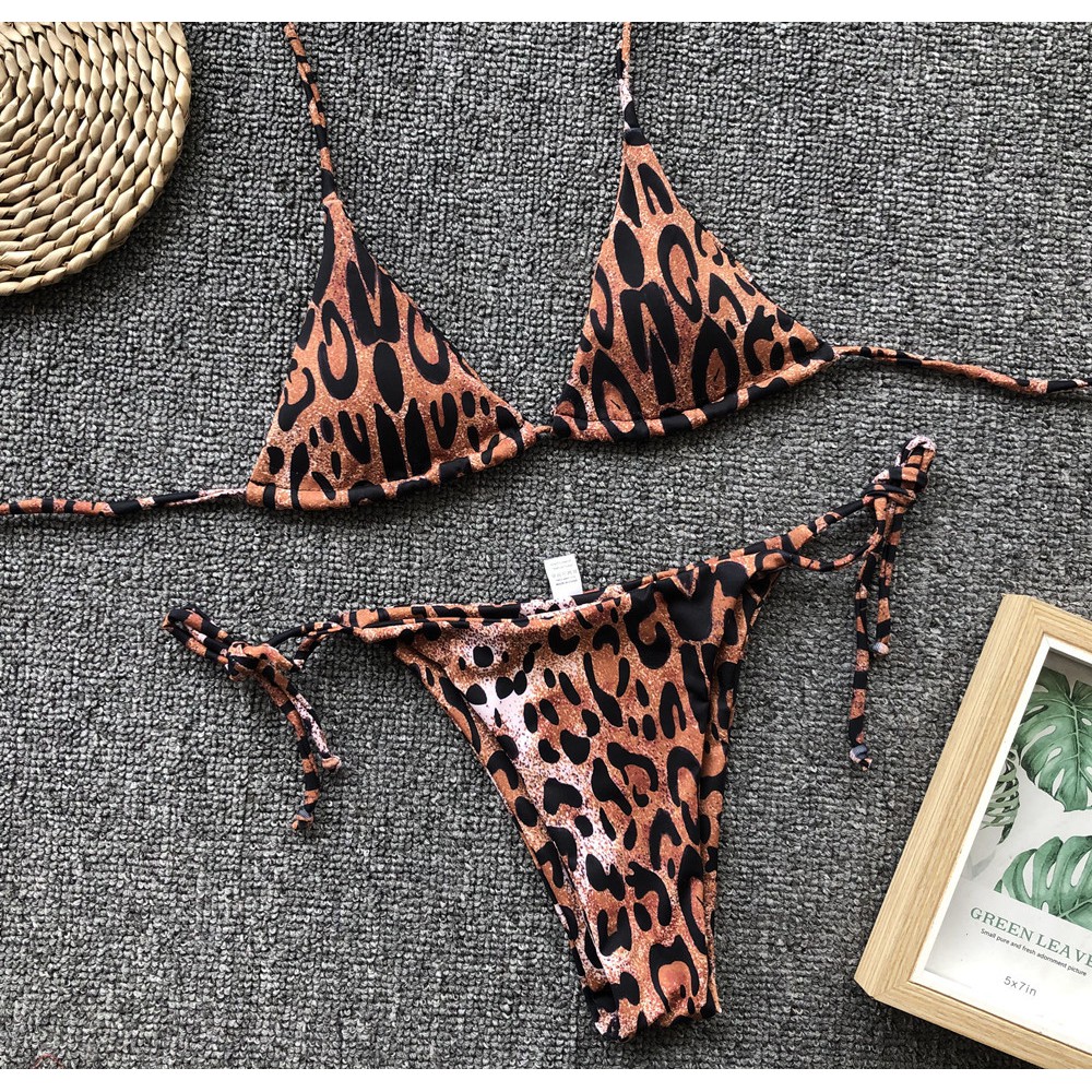 Bikini tam giác họa tiết da động vật