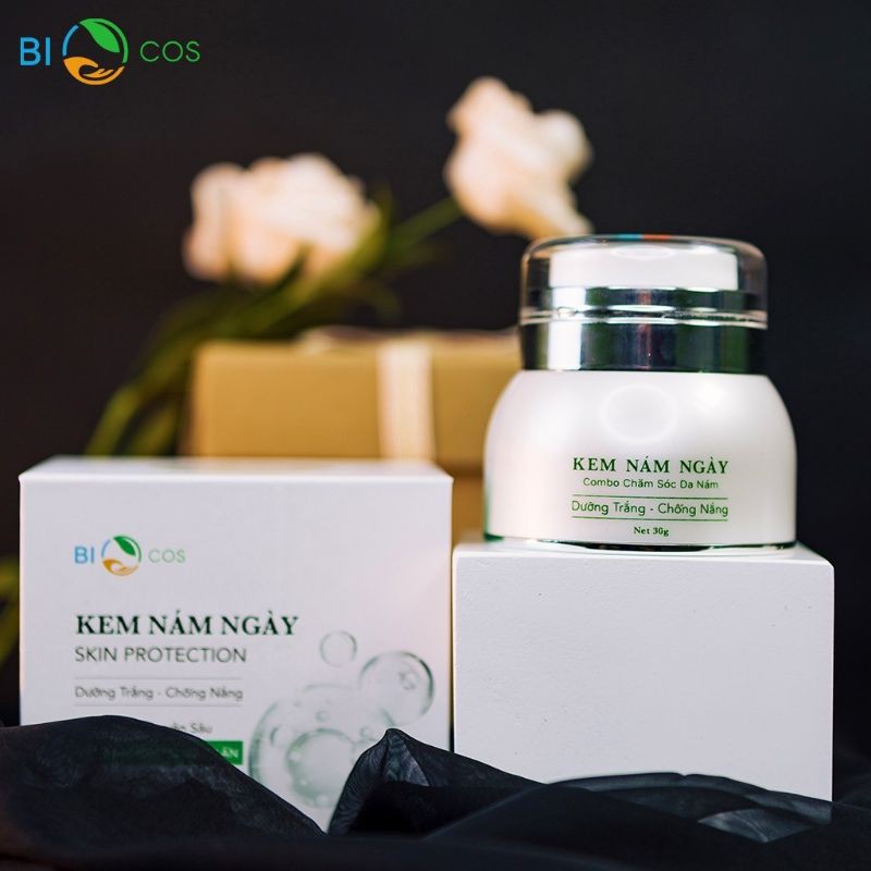 Kem Làm Mờ Nám, Dưỡng Trắng, Chống Nắng Ban Ngày Biocos 30gr