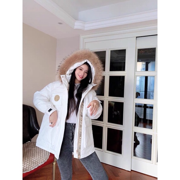 Áo phao lông vũ logo ngực