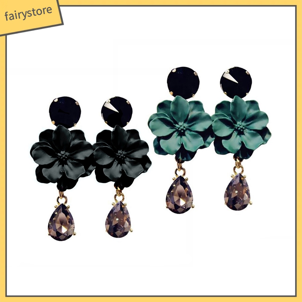 Khuyên tai hình hoa phong cách cổ điển cho nữ