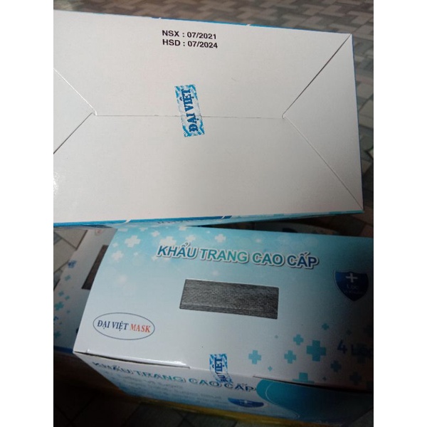 khẩu trang y tế Việt thắng 4 lớp hộp 50c