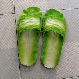 Dép quai ngang