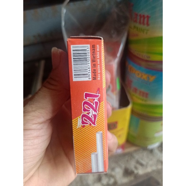 Hộp 10 cây  phấn trắng không bụi Mic 221 loại tốt dai, khó gãy, chữ mịn