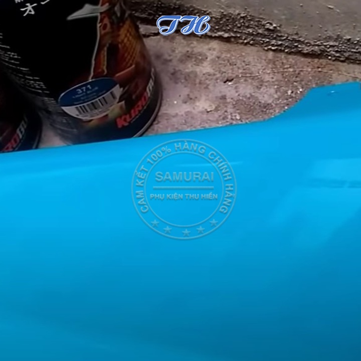 Sơn Xịt Samurai chuyên dùng cho xe máy màu màu xanh dương nhạt 371 chống cháy, chống rạn nứt, vòi xịt chống chảy