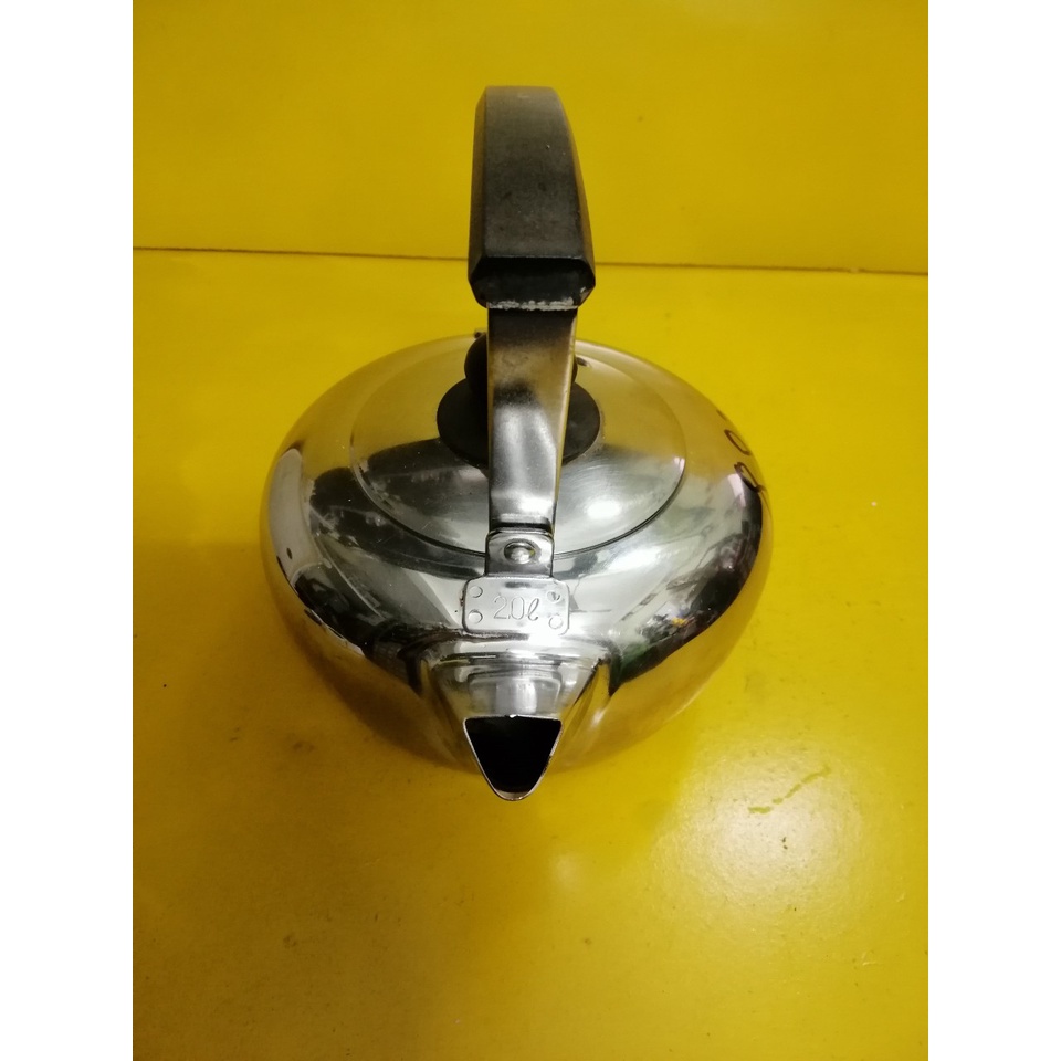 Ấm inox nội địa Nhật (2L) (mã 883KT), Không dùng từ