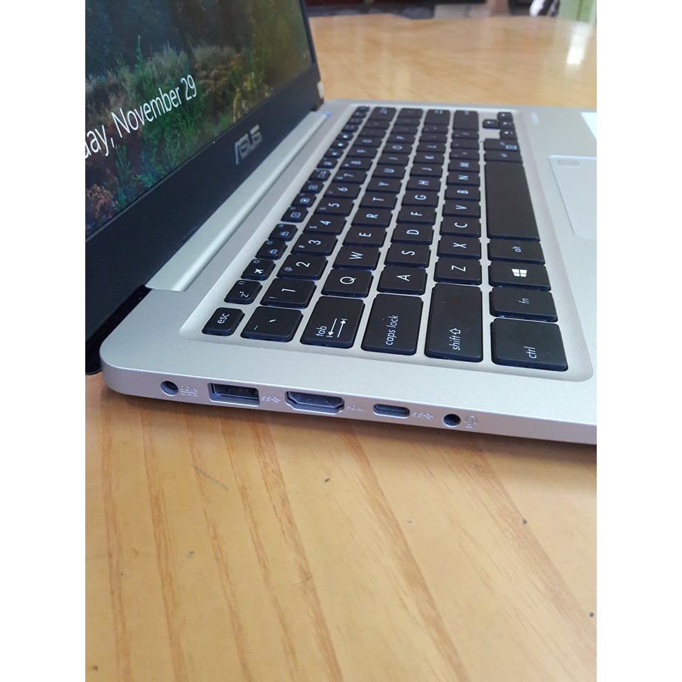 Laptop ASUS Vivobook S14 S410U / i5 8250 U /  SSD 256G | BigBuy360 - bigbuy360.vn