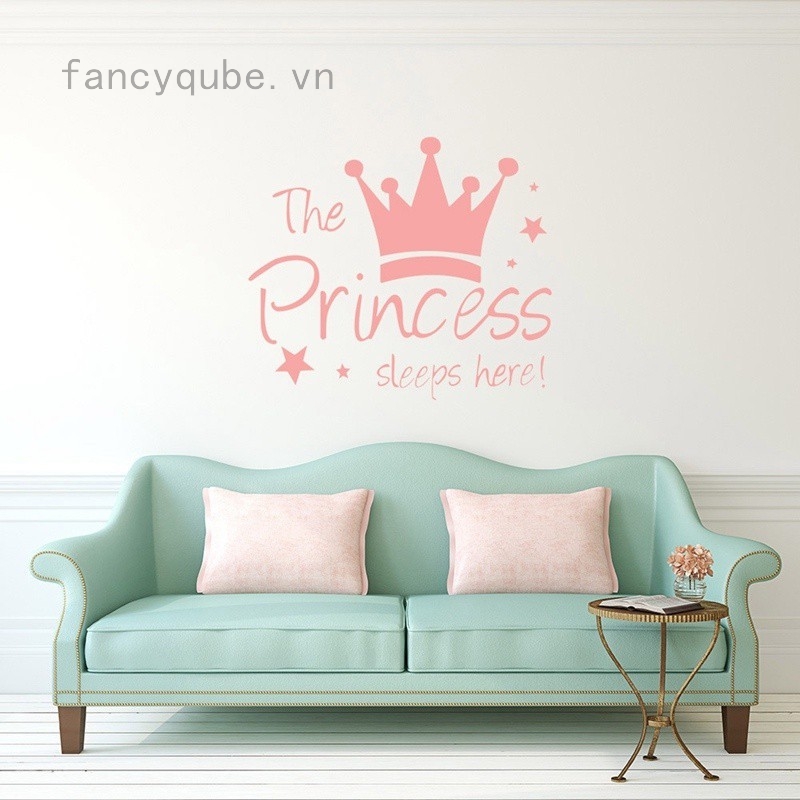 Miếng dán tường hình chữ và hình vương miện ấn tượng chất lượng cao