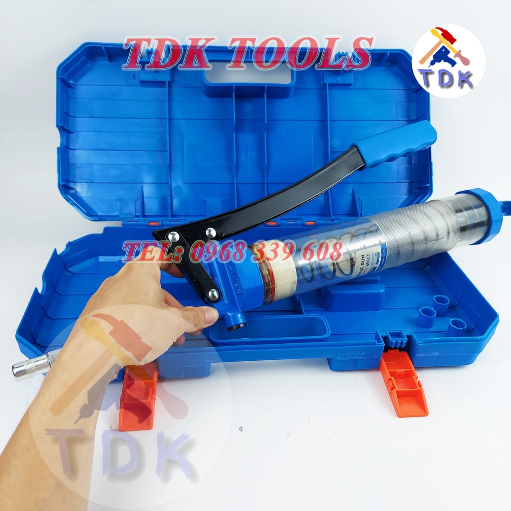 Súng bơm mỡ bò 600cc C-Mart L0025, bơm mỡ thân trong kèm hộp đựng