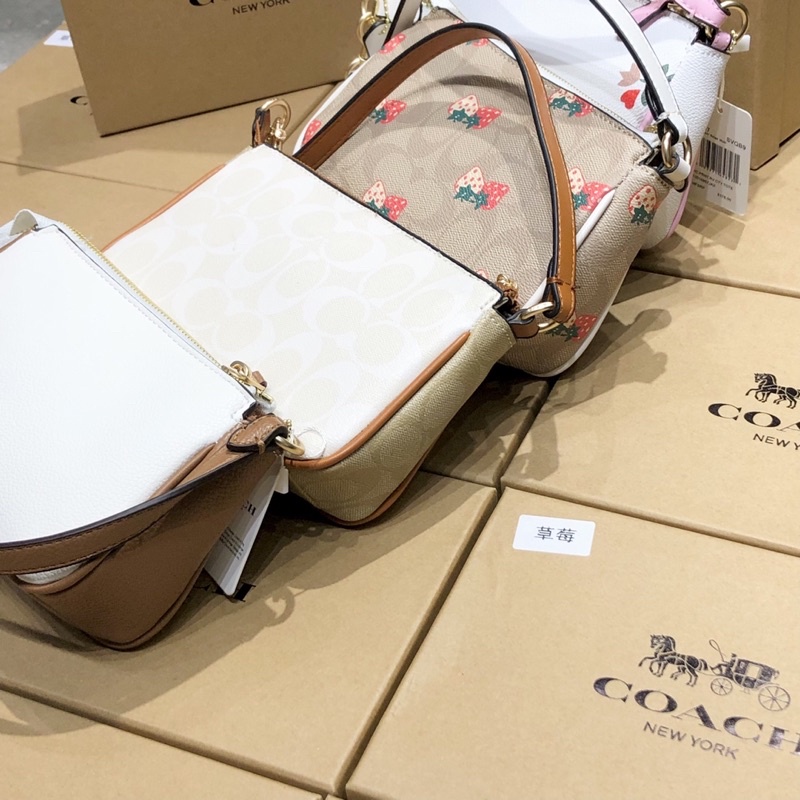 Túi Coach Nolita