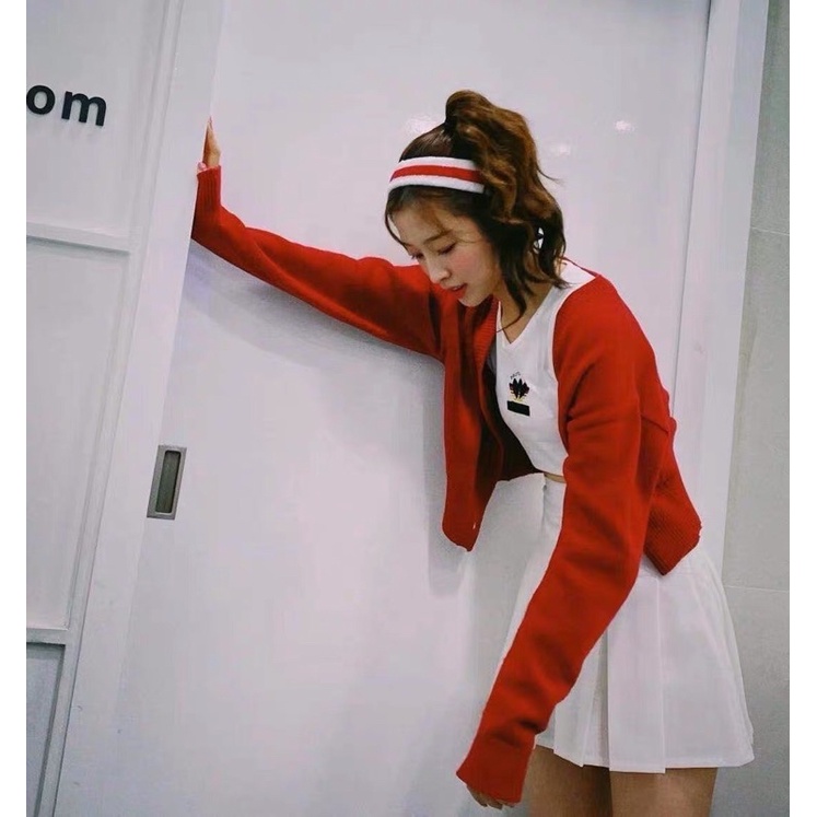 Áo khoác cardigan nữ dáng dài tay màu đỏ phong cách hàn quốc