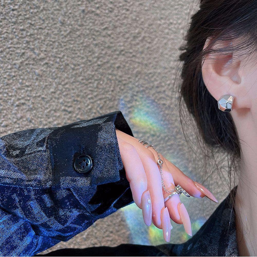 Mocho Khuyên Tai Hợp Kim Ba Chiều Hình Học Ba Chiều Phong Cách Pháp Ngọt Ngào Tinh Tế Cho Nữ