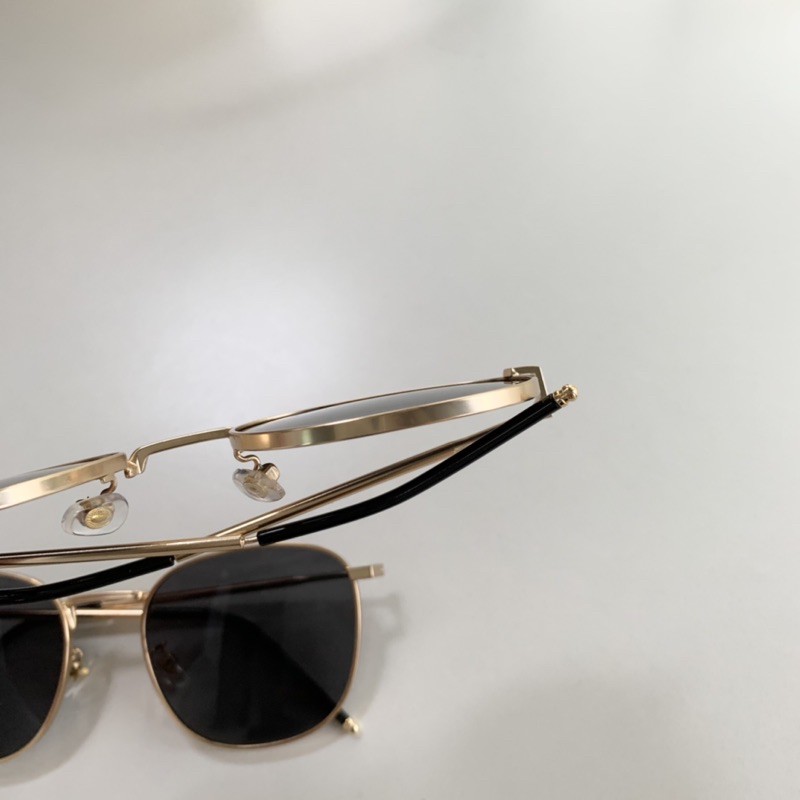 KÍNH RÂM RETRO MẮT VUÔNG CỔ ĐIỂN | BigBuy360 - bigbuy360.vn