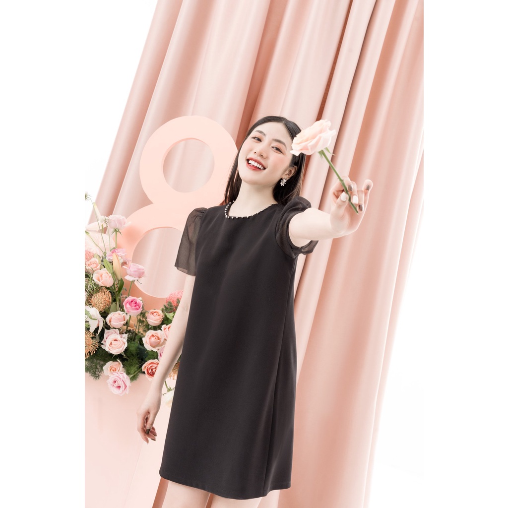 RẬP - Đầm Đen Tay Lưới Phồng Cổ Đính Hạt - TITI 04 HẠT